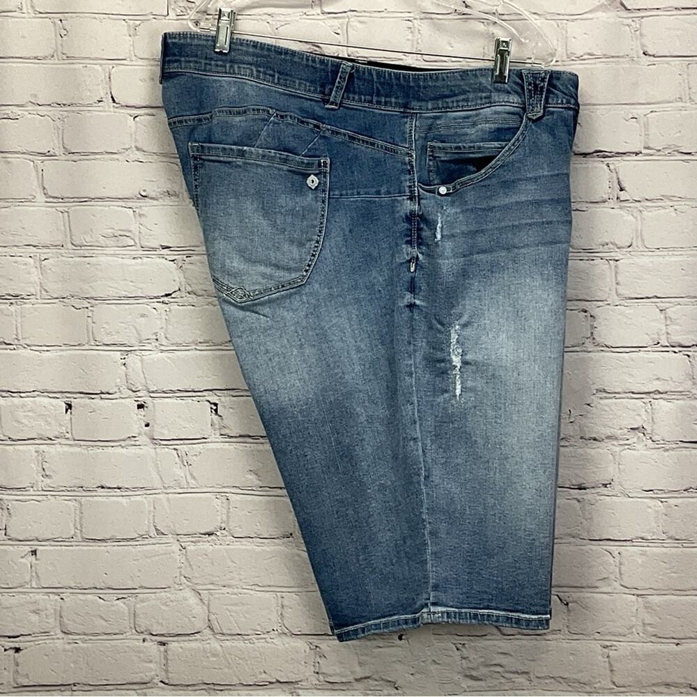 Democracy Ab Solution Shorts Women's Plus Size 22W Blue Jean Distressed Bermuda